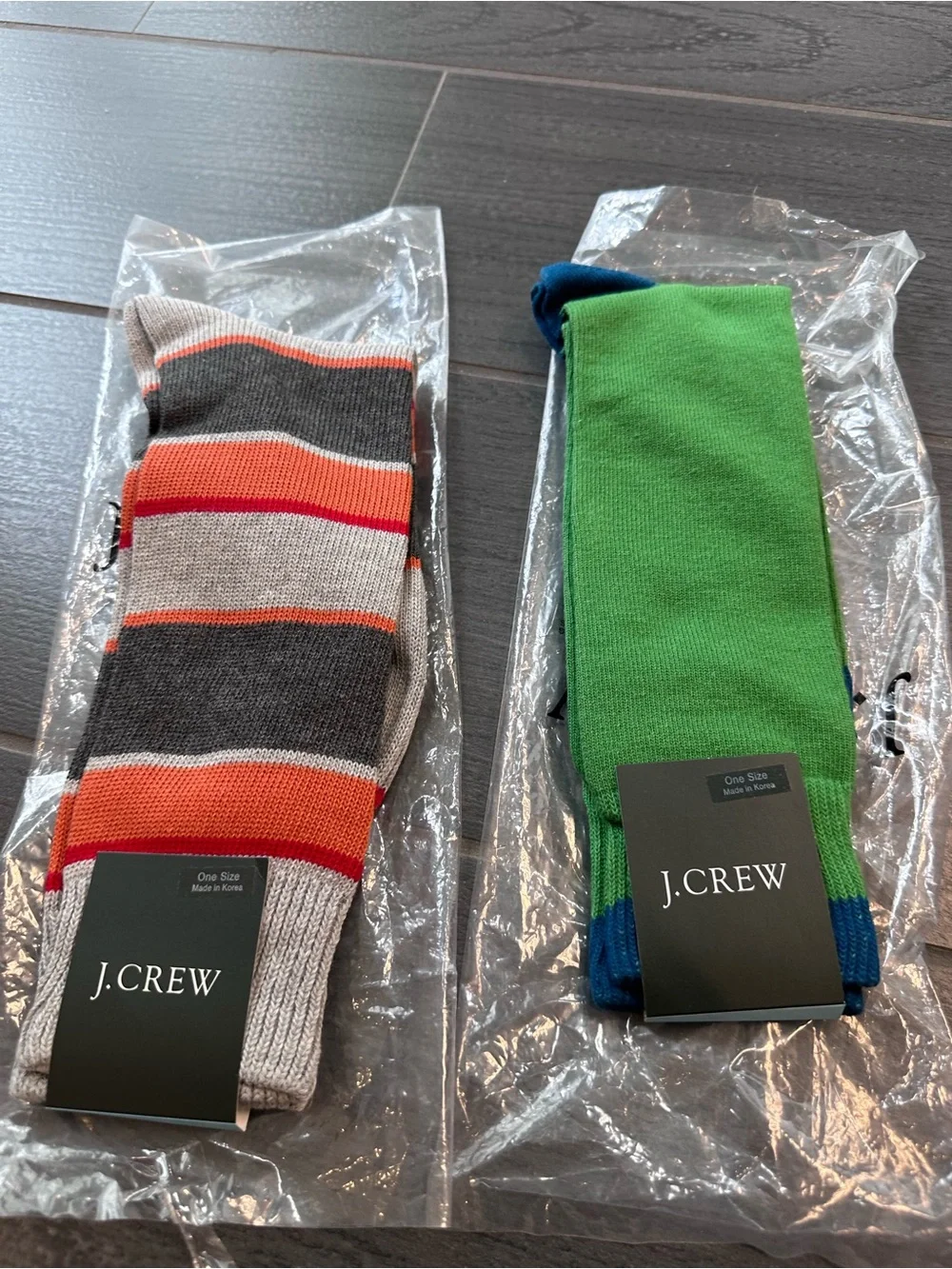 Men's J. Crew Sock Bundle (4) pairs  - Grey, Green & Navy Assorted